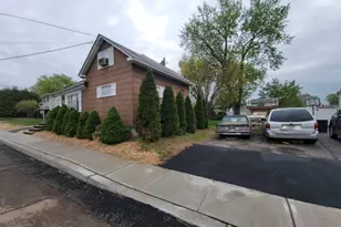 128 Lincoln Ave, Somerville, NJ 08876 - Photo 3