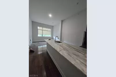 274 Lafayette St, Newark, NJ 07105 - Photo 3