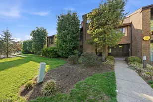 336 Willowbrook Dr, North Brunswick Township, NJ 08902 - Photo 1
