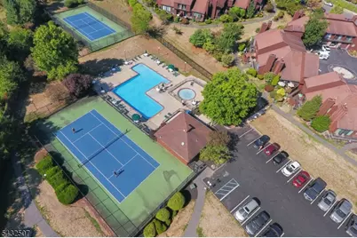 3708 Royce Ct #3708, Hillsborough Township, NJ 08844 - Photo 3