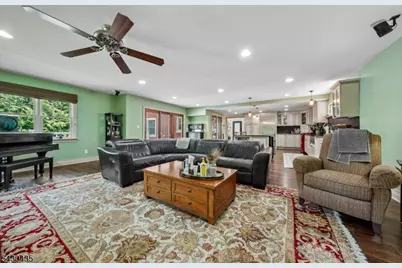 73 The Fairway, Cedar Grove, NJ 07009 - Photo 13