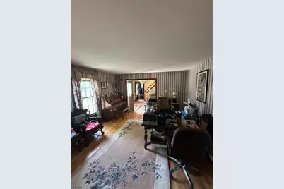 7 Bedford Ct, Clinton Township, NJ 08801 - Photo 9