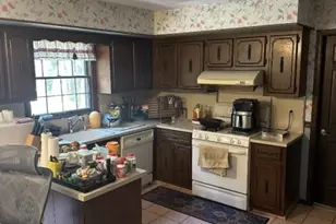 7 Bedford Ct, Clinton Township, NJ 08801 - Photo 3