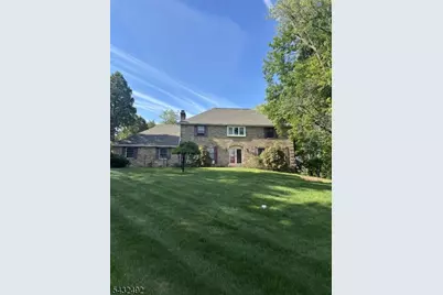 7 Bedford Ct, Clinton Township, NJ 08801 - Photo 1