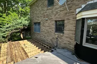 7 Bedford Ct, Clinton Township, NJ 08801 - Photo 35