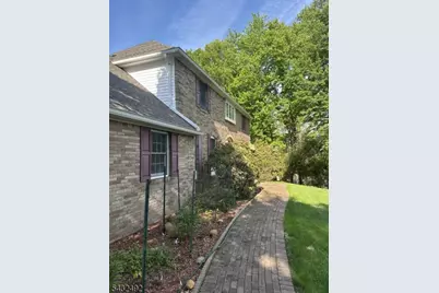 7 Bedford Ct, Clinton Township, NJ 08801 - Photo 37