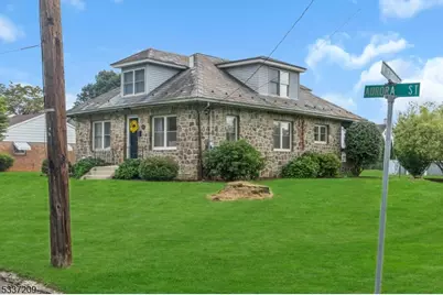 122 Aurora St, Lopatcong Township, NJ 08865 - Photo 3