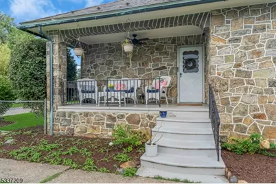 122 Aurora St, Lopatcong Township, NJ 08865 - Photo 5