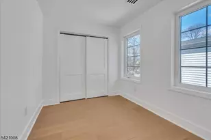 21 Cross St, Montclair, NJ 07042 - Photo 13