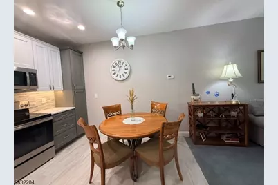 5319 Richmond Rd #319, West Milford, NJ 07480 - Photo 7