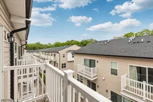 102 Abbe Rd, Little Falls Township, NJ 07424 - Photo 29