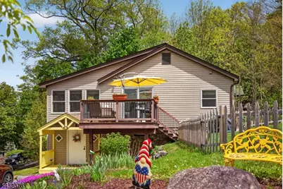1052 Lakeside Dr East, Vernon Twp., NJ 07422 - Photo 7