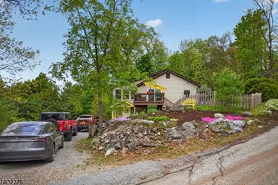 1052 Lakeside Dr East, Vernon Twp., NJ 07422 - Photo 41