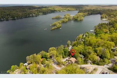 1052 Lakeside Dr East, Vernon Twp., NJ 07422 - Photo 31