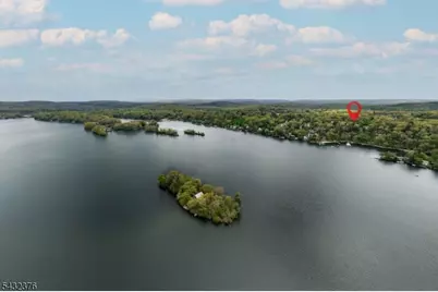 1052 Lakeside Dr East, Vernon Twp., NJ 07422 - Photo 37