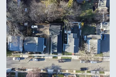 21 Cross St, Montclair, NJ 07042 - Photo 15