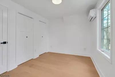 21 Cross St, Montclair, NJ 07042 - Photo 11