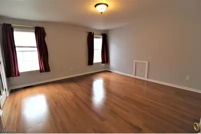 53 Hendrickson Dr, Montgomery Township, NJ 08502 - Photo 11