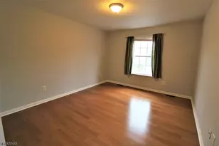 53 Hendrickson Dr, Montgomery Township, NJ 08502 - Photo 17