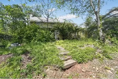 499 Edgewood Rd, Readington, NJ 08889 - Photo 21