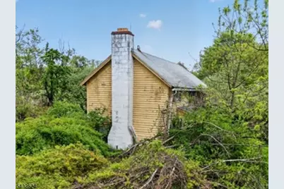 499 Edgewood Rd, Readington, NJ 08889 - Photo 15