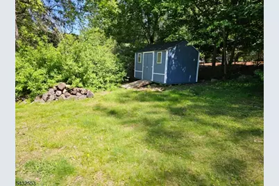 8 Cove Rd, Hopatcong, NJ 07843 - Photo 37
