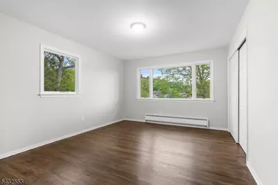 8 Cove Rd, Hopatcong, NJ 07843 - Photo 27