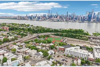 90 A Hackensack Plank Rd, Weehawken, NJ 07086 - Photo 33