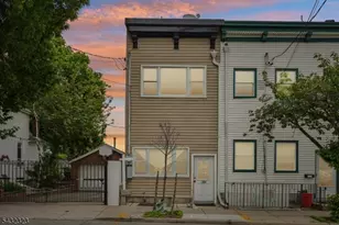 90A Hackensack Plank Rd, Weehawken, NJ 07086 - Photo 5