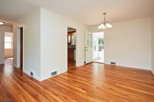 76 Cypress St, Millburn, NJ 07041 - Photo 5