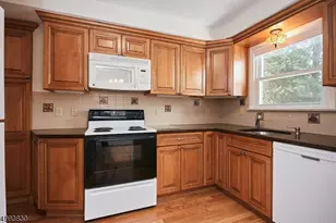 76 Cypress St, Millburn, NJ 07041 - Photo 7