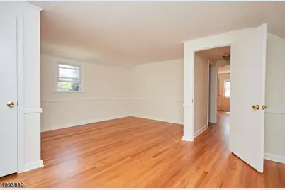 76 Cypress St, Millburn, NJ 07041 - Photo 9