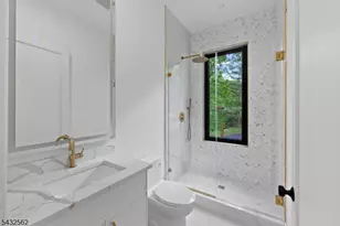 809 W Shore Dr, Kinnelon, NJ 07405 - Photo 25