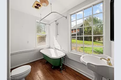 19 E Mill Rd, Washington Township, NJ 07853 - Photo 29