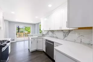 8 Sherwood Pl, Wharton, NJ 07885 - Photo 5