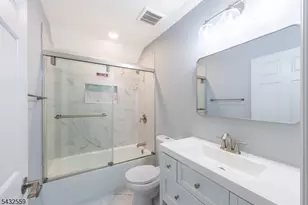 8 Sherwood Pl, Wharton, NJ 07885 - Photo 9