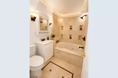 52 Post St #1, Midland Park, NJ 07432 - Photo 11