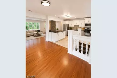 52 Post St #1, Midland Park, NJ 07432 - Photo 3