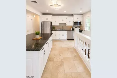 52 Post St #1, Midland Park, NJ 07432 - Photo 5