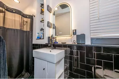 9 N 15th St, Hawthorne, NJ 07506 - Photo 23