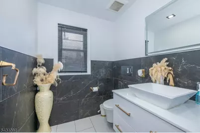 9 N 15th St, Hawthorne, NJ 07506 - Photo 21