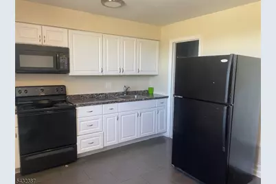 28 E Camplain Rd, Manville, NJ 08835 - Photo 7