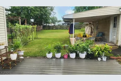 50 Chestnut St, Edison, NJ 08817 - Photo 35
