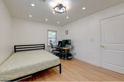 50 Chestnut St, Edison, NJ 08817 - Photo 15