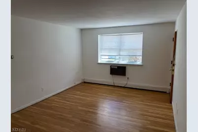 199B-7 N Beverwyck, Parsippany, NJ 07034 - Photo 1