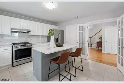 30 Witherspoon St, Nutley, NJ 07110 - Photo 13