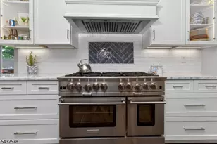 100 Center St, Clinton, NJ 08809 - Photo 13