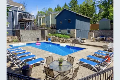 100 Center St, Clinton, NJ 08809 - Photo 5