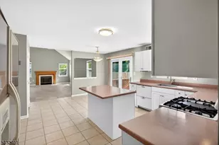 5 Campbell Rd, Hillsborough Township, NJ 08844 - Photo 9