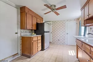 3225 Valley Rd, Bernards Township, NJ 07920 - Photo 9